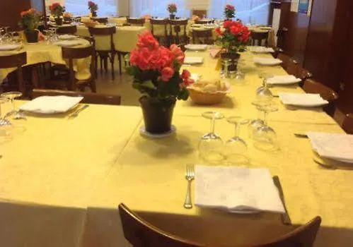 Albergo Ristorante Del Ponte Cusano Milanino Hotel