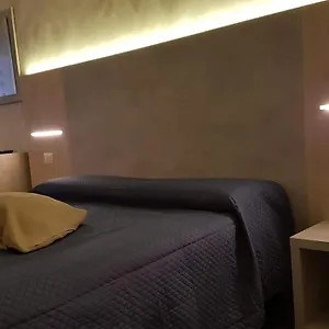 Domus 2*, Roma Italia